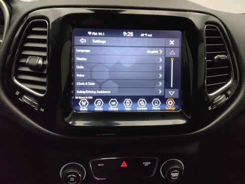 Used 2019 Jeep Compass Limited FWD image 25