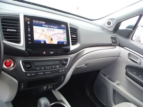 Used 2017 Honda Ridgeline RTL-T image 22