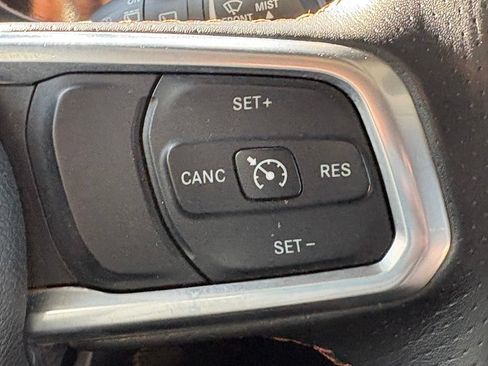 Used 2019 Jeep Wrangler Unlimited Rubicon AWD/4WD image 15