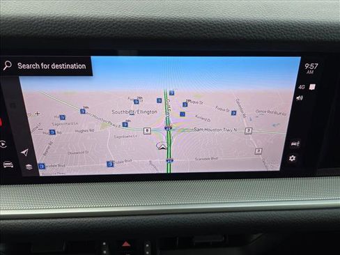 Used 2025 Porsche Cayenne Coupe image 12