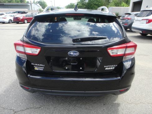 Used 2017 Subaru Impreza 2.0i Premium w/ BSD & Rcta/SRF/Eyesight AWD/4WD image 5
