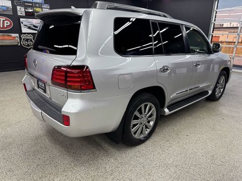 Used 2010 Lexus LX 570 4WD image 5
