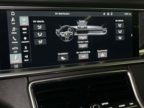 Used 2018 Porsche Panamera Turbo S AWD/4WD image 33