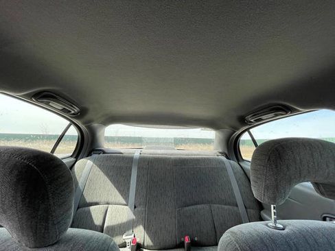 Used 2005 Buick Le Sabre Custom image 32