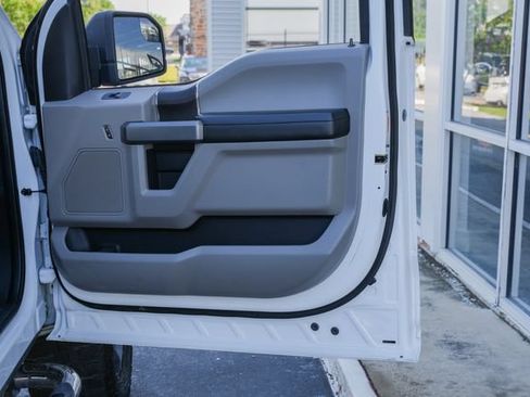 Used 2019 Ford F150 XLT w/ Trailer Tow Package AWD/4WD image 32