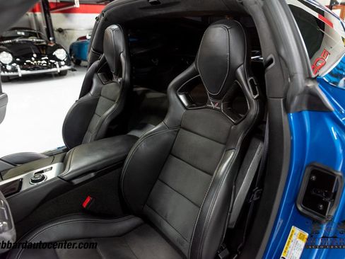 Used 2016 Chevrolet Corvette Z06 w/ 3LZ Preferred Equipment Group image 22