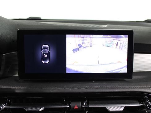 Used 2024 Alfa Romeo Tonale Ti w/ Premium Interior Package image 13