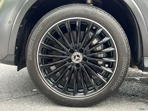 Certified 2024 Mercedes-Benz GLC 300 4MATIC w/ AMG Line image 17