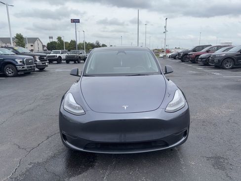 Used 2023 Tesla Model Y Long Range AWD/4WD image 8