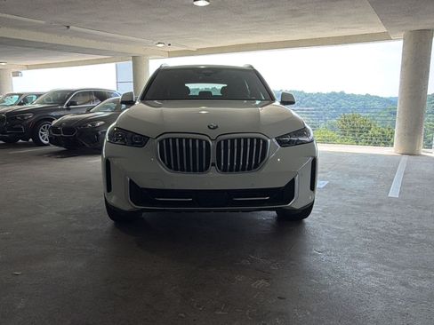 Used 2025 BMW X5 xDrive40i w/ Climate Comfort Package AWD/4WD image 5
