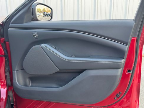 Used 2023 Ford Mustang Mach-E Select image 42