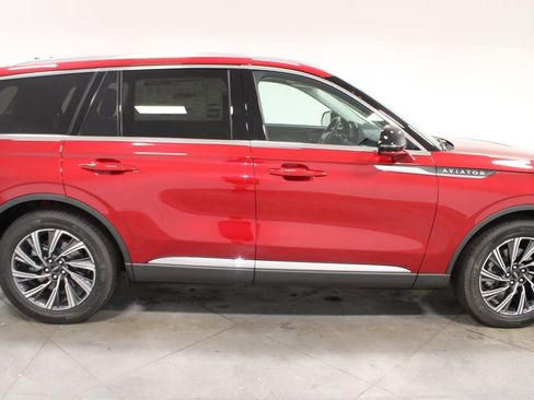 New 2026 Lincoln Aviator 2WD image 10