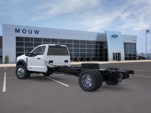 New 2026 Ford F550 4x4 Regular Cab Super Duty w/ XLT Value Package image 4
