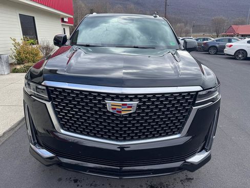 Used 2021 Cadillac Escalade Luxury AWD/4WD image 10