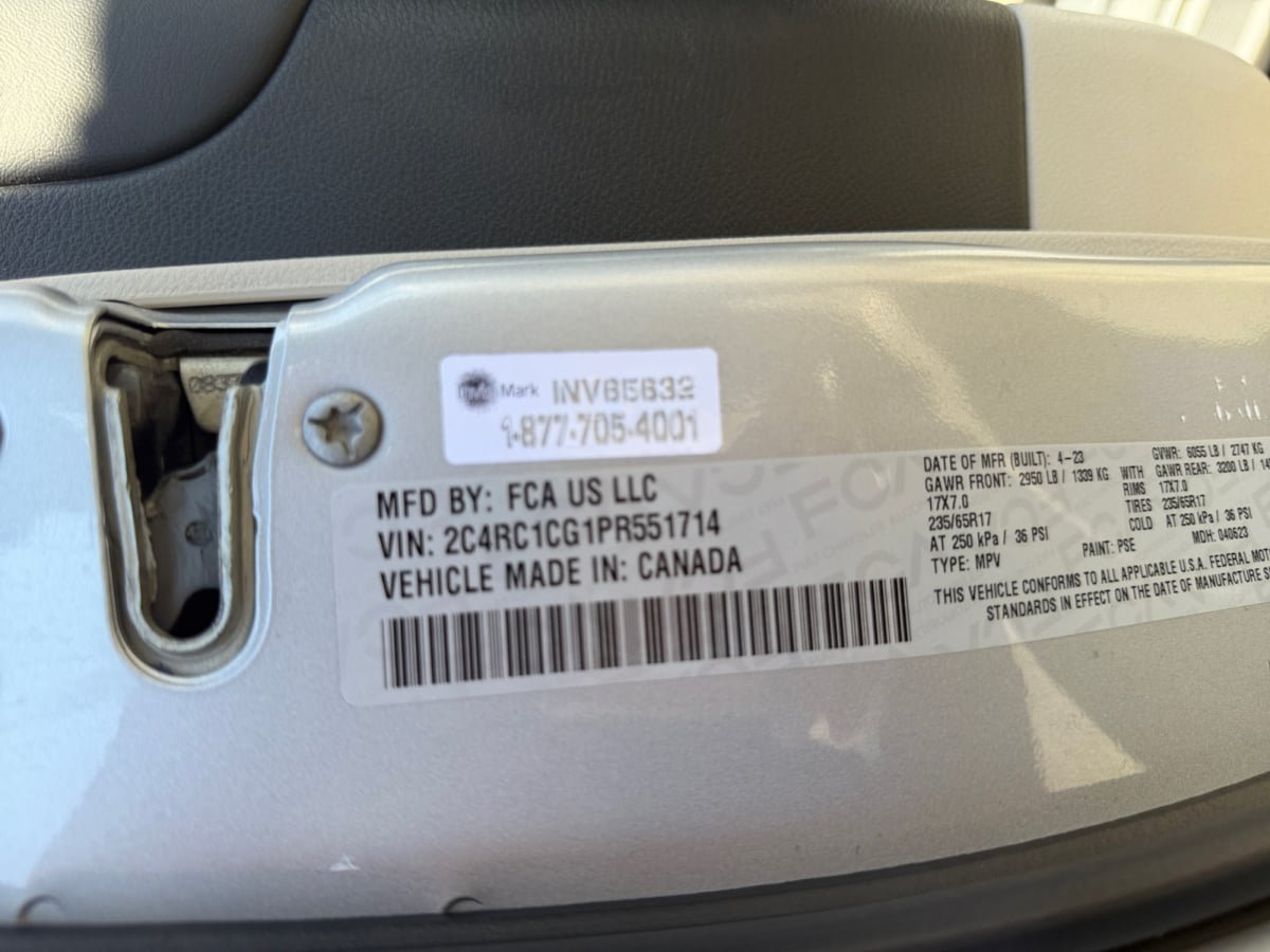Used 2023 Chrysler Voyager LX FWD image 24