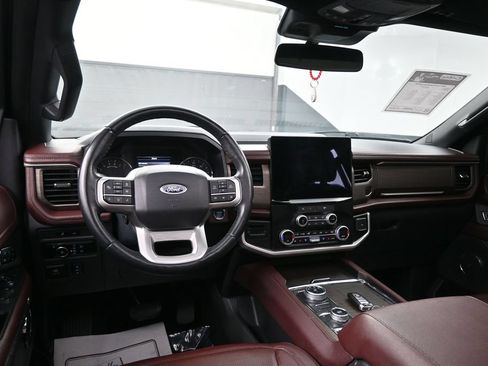 Used 2024 Ford Expedition Limited AWD/4WD image 29