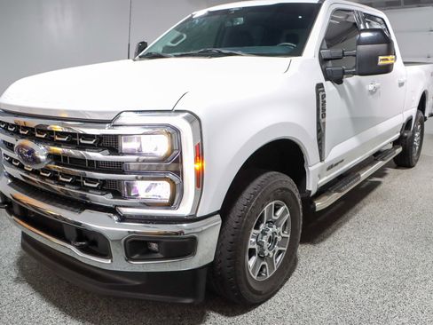 Used 2024 Ford F250 Lariat image 33