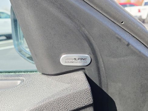 Used 2023 Chrysler 300 S image 40