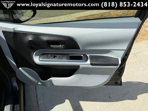 Used 2012 Toyota Prius C Two FWD image 25