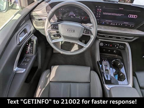 New 2025 Audi Q5 Premium Plus image 18