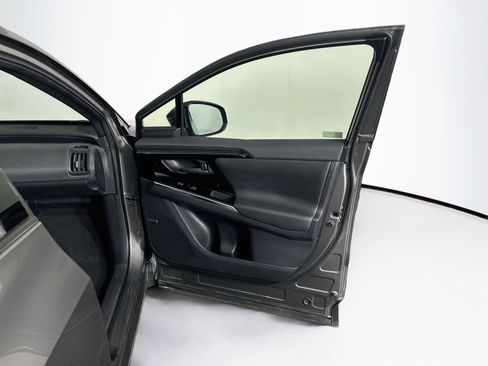 Used 2023 Subaru Solterra AWD image 32