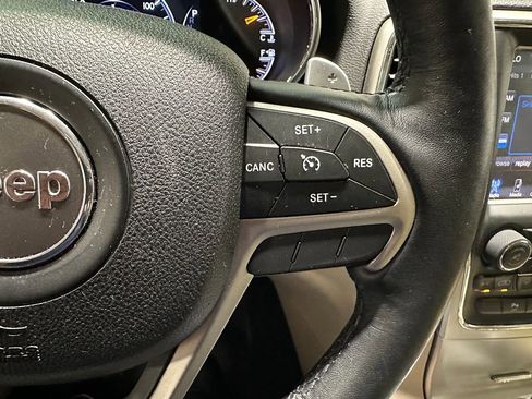 Used 2016 Jeep Grand Cherokee Limited image 33