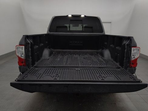 Used 2020 Nissan Titan SV w/ Accessory Utility Package image 29