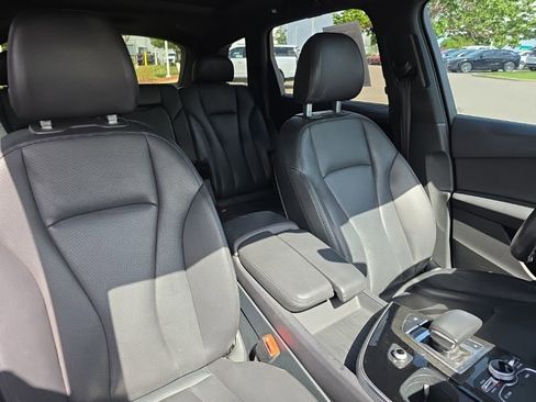 Used 2018 Audi Q7 3.0T Prestige w/ Prestige Package AWD/4WD image 23
