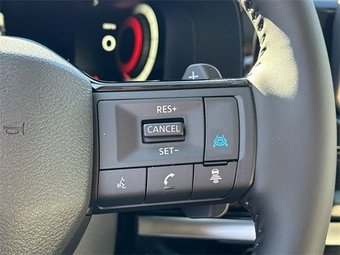 New 2026 Nissan Pathfinder SL image 30