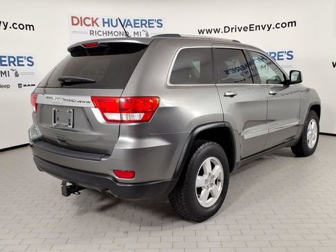 Used 2012 Jeep Grand Cherokee Laredo w/ Laredo E Group AWD/4WD image 4