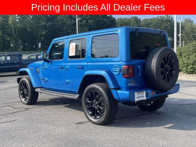 Used 2022 Jeep Wrangler Unlimited Sahara AWD/4WD image 3