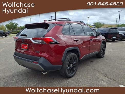 Used 2020 Toyota RAV4 Limited AWD/4WD image 3