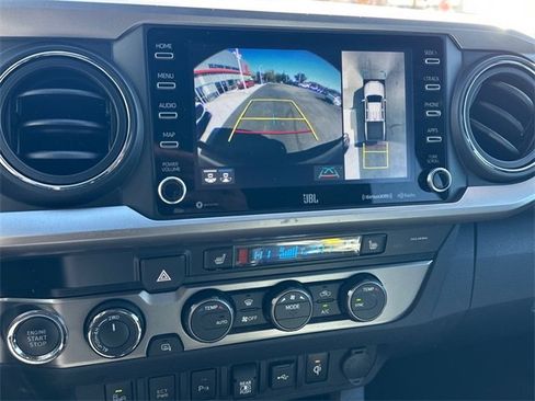 Used 2020 Toyota Tacoma Limited image 22
