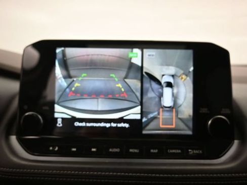Used 2023 Nissan Rogue Platinum w/ Platinum Premium Package AWD/4WD image 17