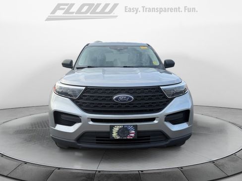 Used 2020 Ford Explorer 4WD image 2