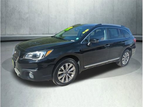 Used 2017 Subaru Outback 2.5i Touring AWD/4WD image 1