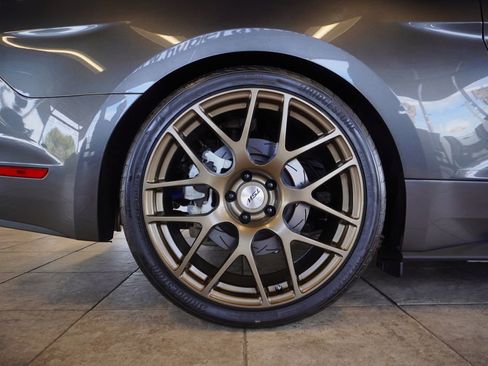 Used 2015 Ford Mustang GT image 10