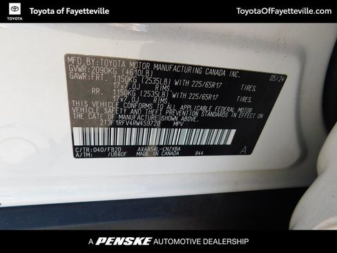 Used 2024 Toyota RAV4 LE image 8