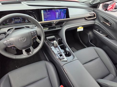New 2026 Toyota Crown Platinum AWD/4WD image 8
