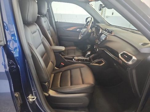 Used 2023 Chevrolet TrailBlazer ACTIV w/ Sun and Liftgate Package AWD/4WD image 24