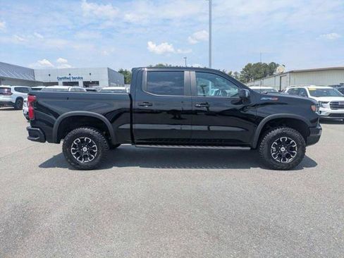 New 2026 Chevrolet Silverado 1500 ZR2 AWD/4WD image 3