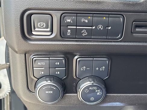 Certified 2024 Chevrolet Tahoe Premier image 29