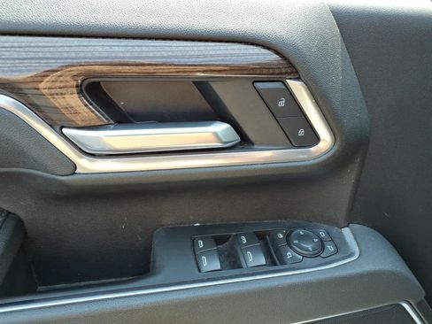 Used 2025 Chevrolet Silverado 3500 LT w/ Safety Package AWD/4WD image 12