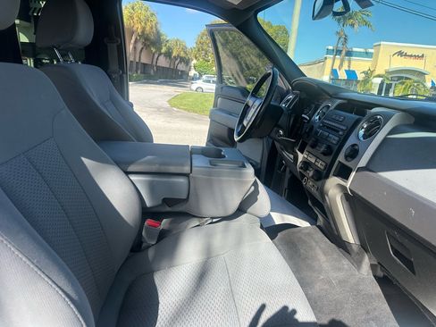 Used 2011 Ford F150 XLT w/ XLT Chrome Pkg image 19