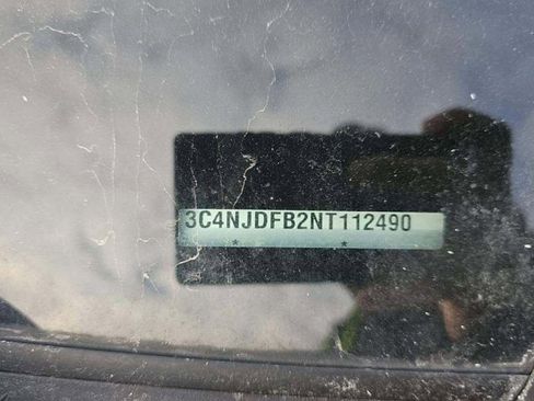 Used 2022 Jeep Compass Latitude image 21