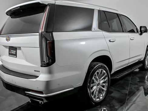 Used 2021 Cadillac Escalade Premium Luxury w/ Driver Assist Tech Package AWD/4WD image 8