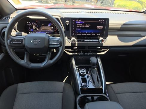Used 2024 Chevrolet Colorado Trail Boss w/ Technology Package AWD/4WD image 8