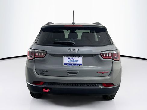Used 2022 Jeep Compass Trailhawk AWD/4WD image 6