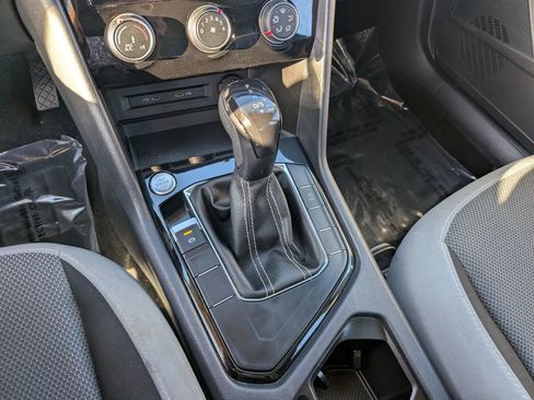 Certified 2023 Volkswagen Taos S FWD image 22