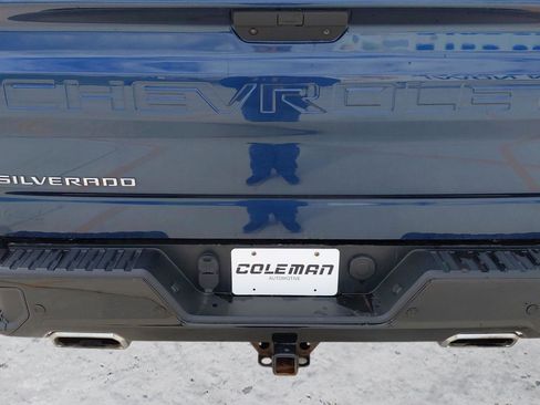 Used 2019 Chevrolet Silverado 1500 LT Trail Boss w/ Convenience Package AWD/4WD image 22